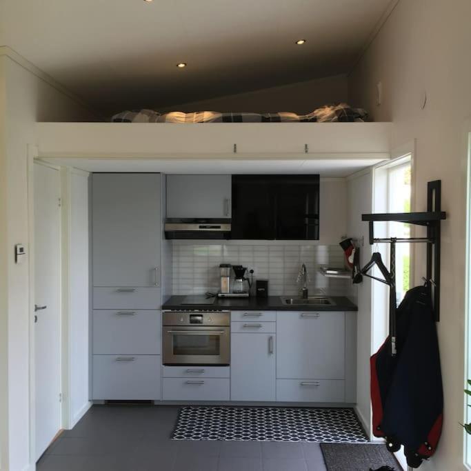 Tiny House! Villa Vastervik Bagian luar foto